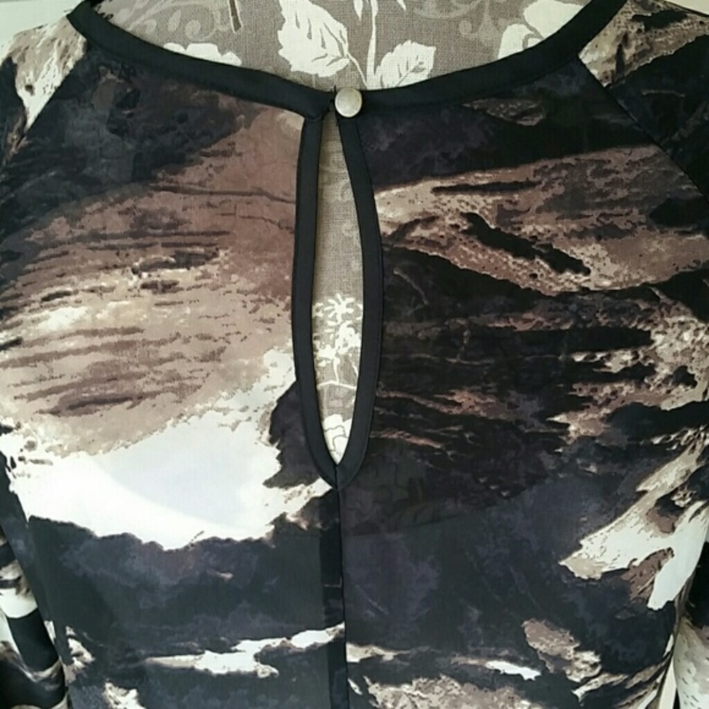 Beautiful sheer 3/4 sleeve XS shirt - Picture 4 of 4